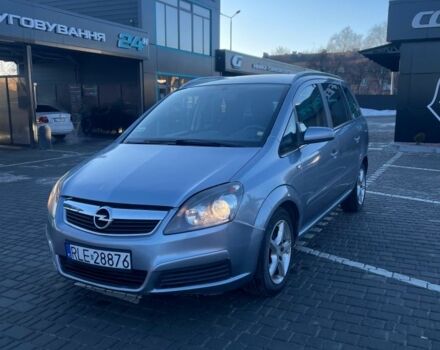 Серый Опель Зафира, объемом двигателя 1.9 л и пробегом 348 тыс. км за 2850 $, фото 1 на Automoto.ua