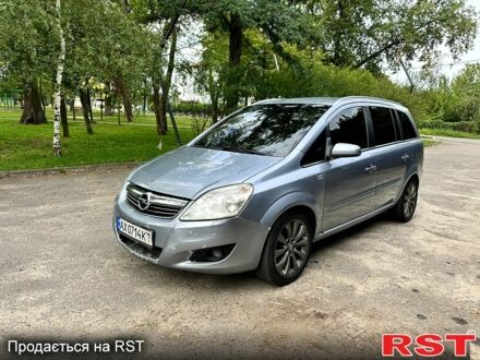 Серый Опель Зафира, объемом двигателя 1.7 л и пробегом 280 тыс. км за 4500 $, фото 1 на Automoto.ua