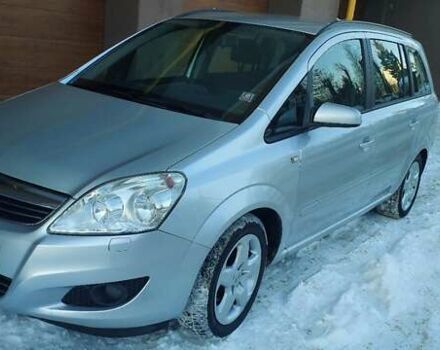 Серый Опель Зафира, объемом двигателя 1.8 л и пробегом 221 тыс. км за 6300 $, фото 1 на Automoto.ua