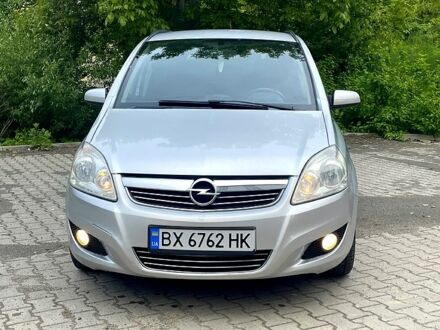Опель Зафіра 2008 у Хмельницькому на Automoto.ua Сірий Опель Зафіра, об'ємом двигуна 1.9 л та пробігом 180 тис. км за 5700 $, фото 1 на Automoto.ua