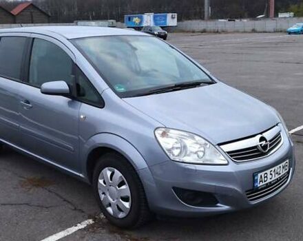 Серый Опель Зафира, объемом двигателя 1.8 л и пробегом 210 тыс. км за 6200 $, фото 1 на Automoto.ua