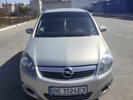 Опель Зафира 2008 в Херсоне на Automoto.ua Серый Опель Зафира, объемом двигателя 1.8 л и пробегом 23 тыс. км за 6000 $, фото 1 на Automoto.ua