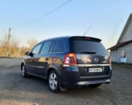 Серый Опель Зафира, объемом двигателя 1.91 л и пробегом 350 тыс. км за 5200 $, фото 1 на Automoto.ua