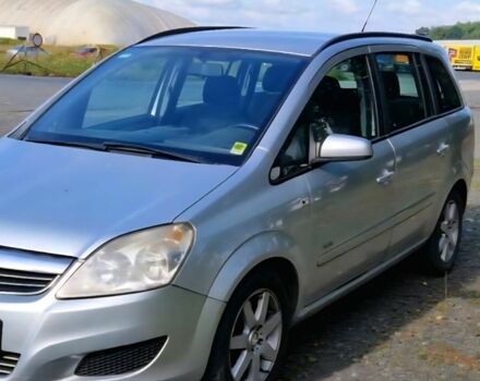 Серый Опель Зафира, объемом двигателя 0 л и пробегом 283 тыс. км за 2999 $, фото 1 на Automoto.ua