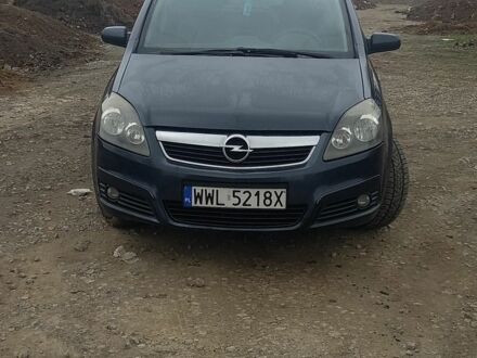 Серый Опель Зафира, объемом двигателя 2 л и пробегом 330 тыс. км за 3300 $, фото 1 на Automoto.ua