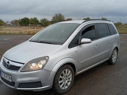 Серый Опель Зафира, объемом двигателя 0 л и пробегом 300 тыс. км за 3500 $, фото 1 на Automoto.ua
