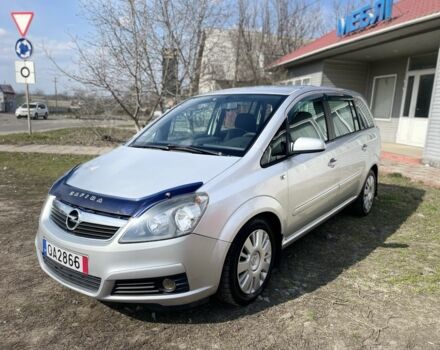 Серый Опель Зафира, объемом двигателя 1.9 л и пробегом 333 тыс. км за 2750 $, фото 1 на Automoto.ua