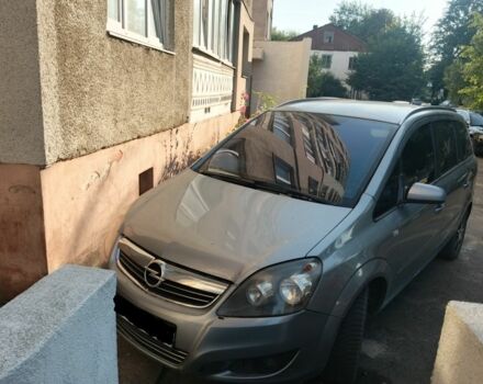 Сірий Опель Зафіра, об'ємом двигуна 0 л та пробігом 341 тис. км за 3100 $, фото 1 на Automoto.ua