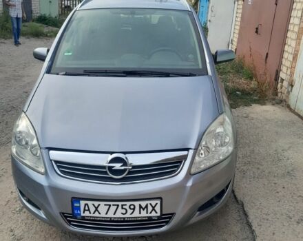 Серый Опель Зафира, объемом двигателя 1.6 л и пробегом 230 тыс. км за 6500 $, фото 1 на Automoto.ua