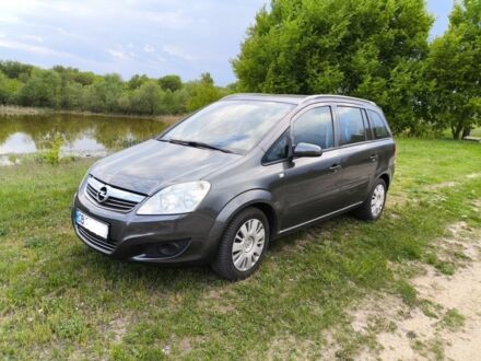 Сірий Опель Зафіра, об'ємом двигуна 1.6 л та пробігом 170 тис. км за 6600 $, фото 1 на Automoto.ua
