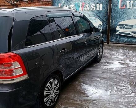 Серый Опель Зафира, объемом двигателя 1.7 л и пробегом 295 тыс. км за 7000 $, фото 1 на Automoto.ua