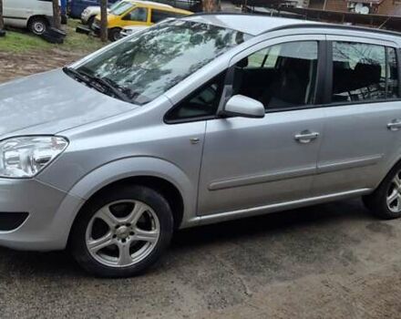 Серый Опель Зафира, объемом двигателя 1.6 л и пробегом 250 тыс. км за 6500 $, фото 1 на Automoto.ua