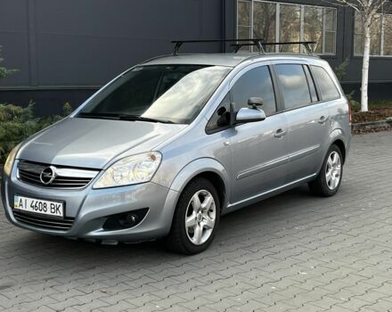 Серый Опель Зафира, объемом двигателя 1.8 л и пробегом 154 тыс. км за 5900 $, фото 1 на Automoto.ua