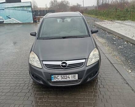 Серый Опель Зафира, объемом двигателя 1.7 л и пробегом 320 тыс. км за 5500 $, фото 1 на Automoto.ua