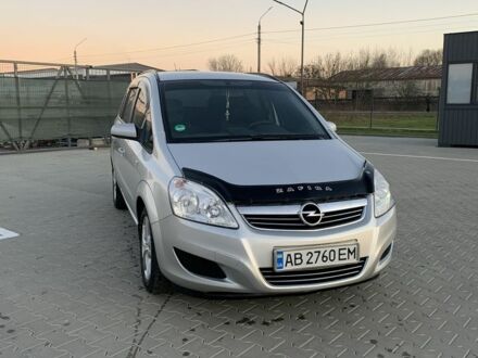 Серый Опель Зафира, объемом двигателя 1.8 л и пробегом 215 тыс. км за 6200 $, фото 1 на Automoto.ua