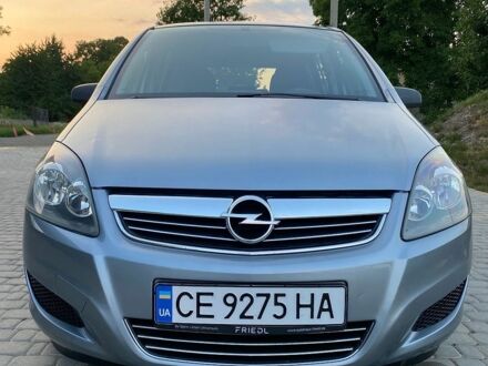 Серый Опель Зафира, объемом двигателя 1.6 л и пробегом 182 тыс. км за 5500 $, фото 1 на Automoto.ua