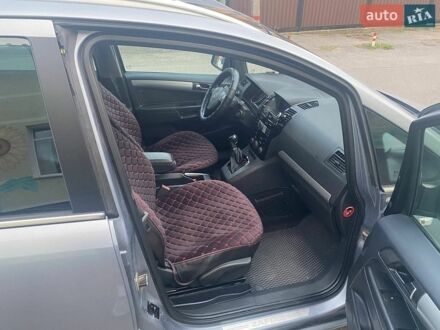 Сірий Опель Зафіра, об'ємом двигуна 1.91 л та пробігом 300 тис. км за 5800 $, фото 1 на Automoto.ua