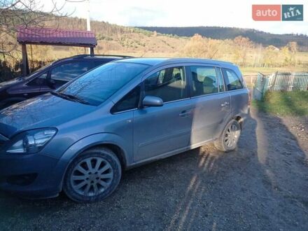 Опель Зафіра 2009 у Вишнівець на Automoto.ua Сірий Опель Зафіра, об'ємом двигуна 1.7 л та пробігом 290 тис. км за 5800 $, фото 1 на Automoto.ua