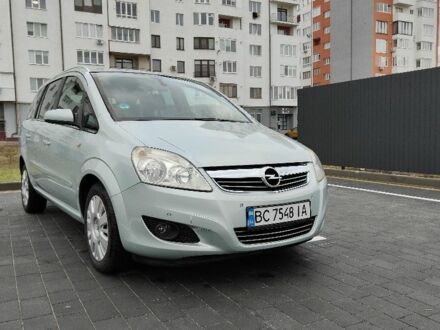 Опель Зафира 2009 в Львове на Automoto.ua Серый Опель Зафира, объемом двигателя 1.6 л и пробегом 252 тыс. км за 6500 $, фото 1 на Automoto.ua