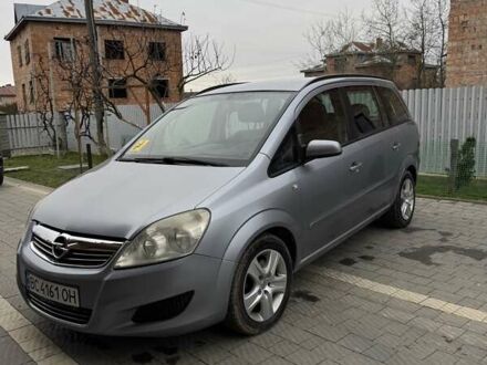 Серый Опель Зафира, объемом двигателя 1.69 л и пробегом 245 тыс. км за 6200 $, фото 1 на Automoto.ua