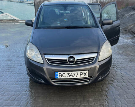Серый Опель Зафира, объемом двигателя 1.7 л и пробегом 261 тыс. км за 6500 $, фото 1 на Automoto.ua
