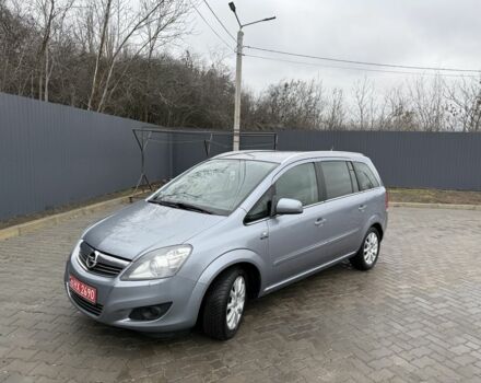 Серый Опель Зафира, объемом двигателя 1.6 л и пробегом 238 тыс. км за 7400 $, фото 1 на Automoto.ua