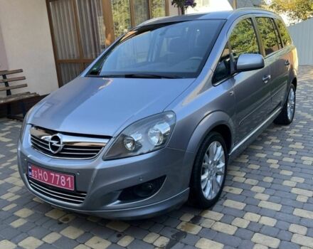 Опель Зафира 2010 в Луцке на Automoto.ua Серый Опель Зафира, объемом двигателя 1.6 л и пробегом 172 тыс. км за 7100 $, фото 1 на Automoto.ua