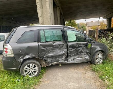 Сірий Опель Зафіра, об'ємом двигуна 1.7 л та пробігом 250 тис. км за 4200 $, фото 1 на Automoto.ua