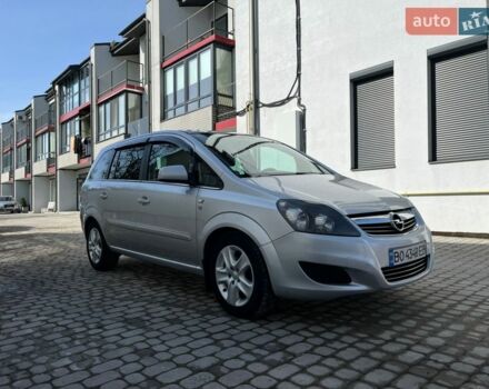 Серый Опель Зафира, объемом двигателя 1.7 л и пробегом 266 тыс. км за 6450 $, фото 1 на Automoto.ua