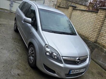 Сірий Опель Зафіра, об'ємом двигуна 1.7 л та пробігом 211 тис. км за 6500 $, фото 1 на Automoto.ua