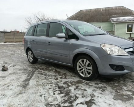 Серый Опель Зафира, объемом двигателя 1.6 л и пробегом 208 тыс. км за 6800 $, фото 1 на Automoto.ua