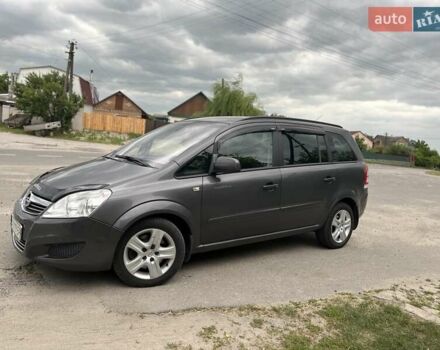 Сірий Опель Зафіра, об'ємом двигуна 1.7 л та пробігом 238 тис. км за 7300 $, фото 1 на Automoto.ua