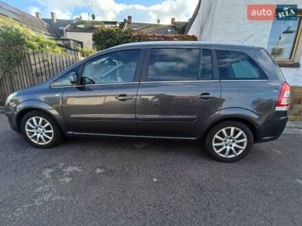 Сірий Опель Зафіра, об'ємом двигуна 1.8 л та пробігом 184 тис. км за 7700 $, фото 1 на Automoto.ua