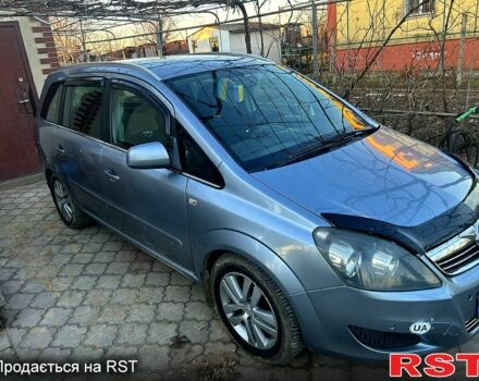 Серый Опель Зафира, объемом двигателя 1.8 л и пробегом 350 тыс. км за 6800 $, фото 1 на Automoto.ua