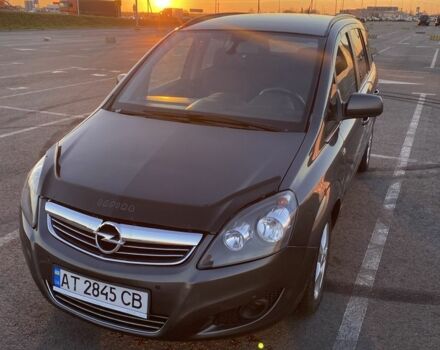 Серый Опель Зафира, объемом двигателя 1.7 л и пробегом 215 тыс. км за 6942 $, фото 1 на Automoto.ua
