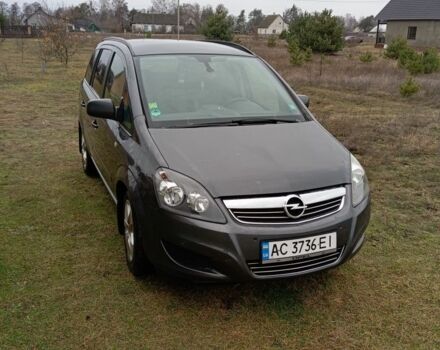 Серый Опель Зафира, объемом двигателя 1.7 л и пробегом 217 тыс. км за 6978 $, фото 1 на Automoto.ua