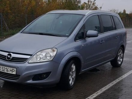 Серый Опель Зафира, объемом двигателя 1.7 л и пробегом 310 тыс. км за 6500 $, фото 1 на Automoto.ua