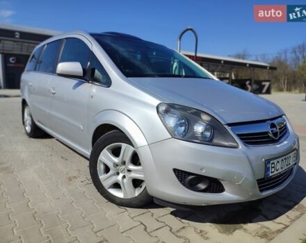 Серый Опель Зафира, объемом двигателя 1.7 л и пробегом 268 тыс. км за 7300 $, фото 1 на Automoto.ua