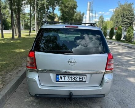 Серый Опель Зафира, объемом двигателя 1.69 л и пробегом 235 тыс. км за 6100 $, фото 1 на Automoto.ua