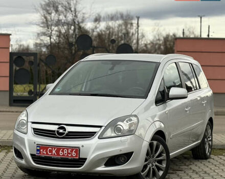Серый Опель Зафира, объемом двигателя 1.7 л и пробегом 192 тыс. км за 7890 $, фото 1 на Automoto.ua