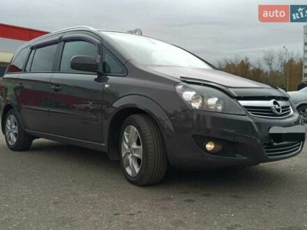 Опель Зафира 2012 в Львове на Automoto.ua Серый Опель Зафира, объемом двигателя 1.7 л и пробегом 190 тыс. км за 7500 $, фото 1 на Automoto.ua