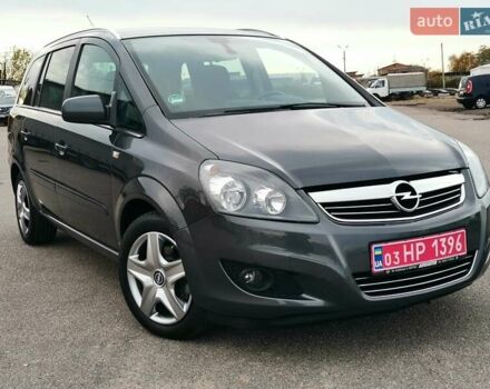 Опель Зафира 2012 в Белой Церкве на Automoto.ua Серый Опель Зафира, объемом двигателя 1.6 л и пробегом 215 тыс. км за 7500 $, фото 1 на Automoto.ua