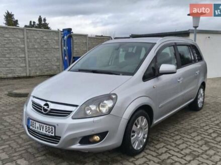 Опель Зафіра 2012 у Житомирі на Automoto.ua Сірий Опель Зафіра, об'ємом двигуна 1.6 л та пробігом 145 тис. км за 8500 $, фото 1 на Automoto.ua