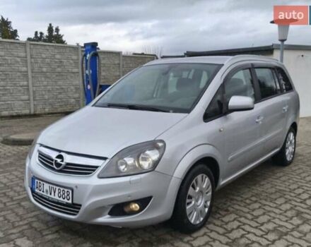 Опель Зафира 2012 в Житомире на Automoto.ua Серый Опель Зафира, объемом двигателя 1.6 л и пробегом 145 тыс. км за 8500 $, фото 1 на Automoto.ua