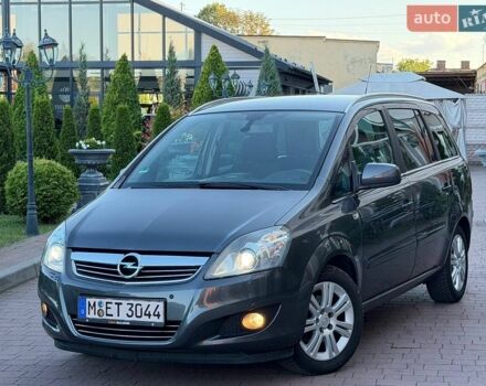 Сірий Опель Зафіра, об'ємом двигуна 1.6 л та пробігом 239 тис. км за 7300 $, фото 1 на Automoto.ua