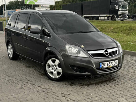 Серый Опель Зафира, объемом двигателя 1.7 л и пробегом 199 тыс. км за 8100 $, фото 1 на Automoto.ua