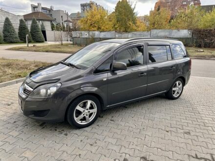 Сірий Опель Зафіра, об'ємом двигуна 1.7 л та пробігом 252 тис. км за 7950 $, фото 1 на Automoto.ua