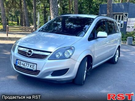 Опель Зафира 2013 в Виннице на Automoto.ua Серый Опель Зафира, объемом двигателя 1.7 л и пробегом 248 тыс. км за 7400 $, фото 1 на Automoto.ua