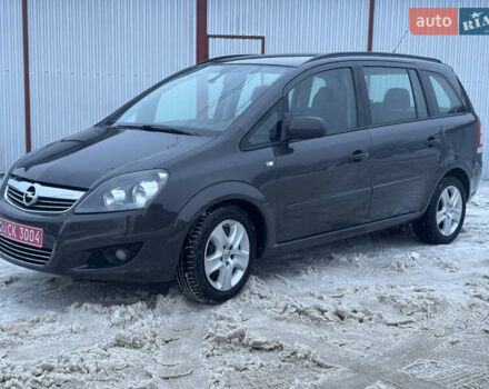 Серый Опель Зафира, объемом двигателя 1.7 л и пробегом 197 тыс. км за 7499 $, фото 1 на Automoto.ua