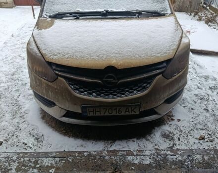 Серый Опель Зафира, объемом двигателя 1.6 л и пробегом 130 тыс. км за 5569 $, фото 1 на Automoto.ua